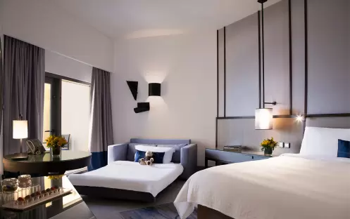 middle-east-holidays-dubai-amwaj-rotana-jumeirah-beach-sea-view-family-room-with-balcony