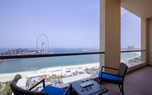 middle-east-holidays-dubai-amwaj-rotana-jumeirah-beach-sea-front-one-bedroom-suite-with-balcony& lounge-access