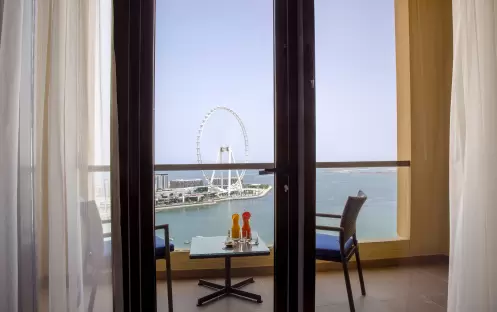 middle-east-holidays-dubai-amwaj-rotana-jumeirah-beach—sea-front-view-room-with-balcony