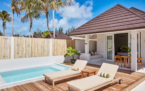 indian-ocean-holidays-maldives-sun-siyam-olhuveli-grand- beach-villa-with-pool