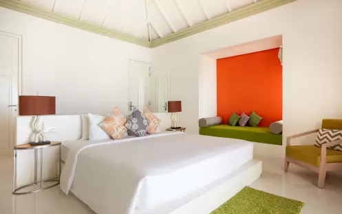 indian-ocean-holidays-maldives-sun-siyam-olhuveli-grand beach-villa