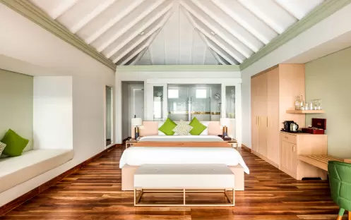 indian-ocean-holidays-maldives-sun-siyam-olhuveli-grand- water-villa-with-pool