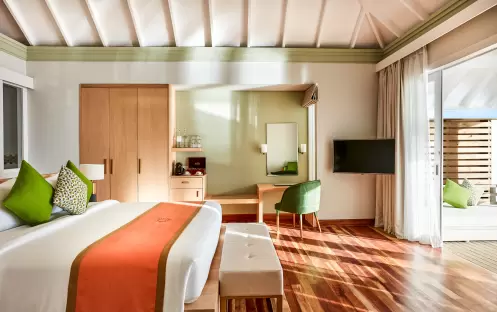 indian-ocean-holidays-maldives-sun-siyam-olhuveli-grand- water-villa-with-pool