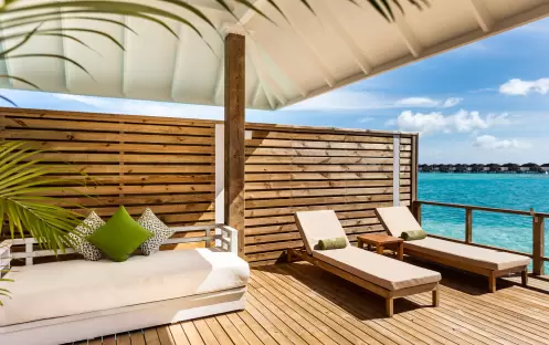indian-ocean-holidays-maldives-sun-siyam-olhuveli-grand- water-villa