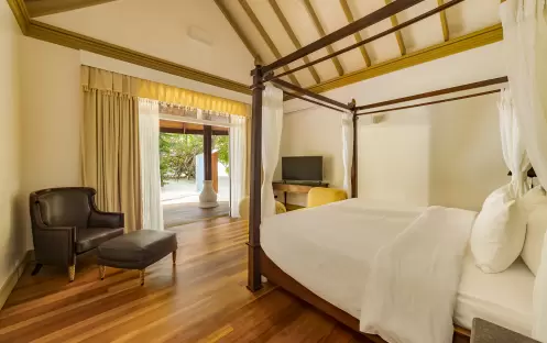 indian-ocean-holidays-maldives-sun-siyam-olhuveli-two- bedroom-beach-suite
