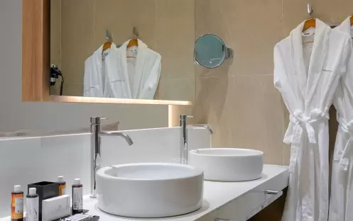 europe-holidays-greece-rhodes-gennadi-grand-resort-junior-suite-sea-view-bathroom europe-holidays-greece-rhodes-gennadi-grand-resort-junior-suite-sea-view-bathroom