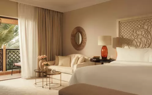 middle-east-holidays-dubai-one-only-royal-mirage-arabian- court-two-deluxe-rooms-family-accommodation middle-east-holidays-dubai-one-only-royal-mirage-arabian- court-two-deluxe-rooms-family-accommodation