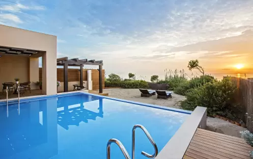 europe-holidays-greece-costa-navarino-the-romanos-a-luxury-collection-resort-costa-navarino-master-infinity-villa europe-holidays-greece-costa-navarino-the-romanos-a-luxury-collection-resort-costa-navarino-master-infinity-villa