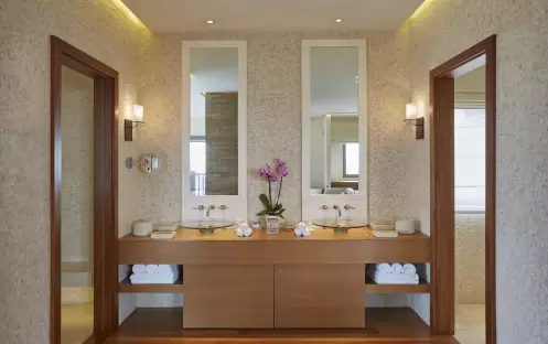 europe-holidays-greece-costa-navarino-the-romanos-a-luxury-collection-resort-costa-navarino-royal-villa-methoni