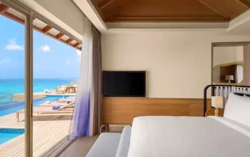 indian-ocean-holidays-maldives-avani-fares-maldives-resort-three-bedroom-sunset-overwater-pool-residence-master-bedroom indian-ocean-holidays-maldives-avani-fares-maldives-resort-three-bedroom-sunset-overwater-pool-residence-master-bedroom