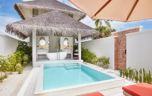 indian-ocean-holidays-maldives-sun-siyam-iru-veli-beach- residence-with-pool-(two-storey)