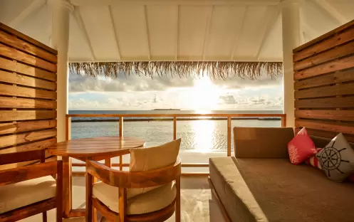 indian-ocean-holidays-maldives-sun-siyam-iru-veli-beach- residence-with-pool-(two-storey)