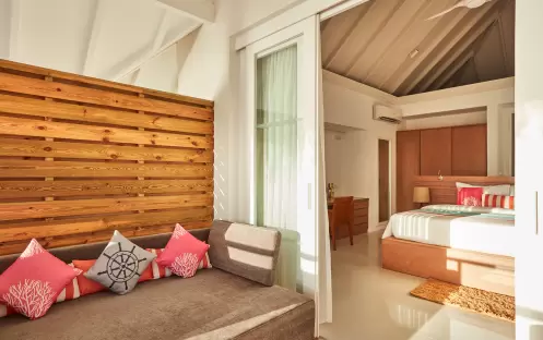 indian-ocean-holidays-maldives-sun-siyam-iru-veli-beach- residence-with-pool-(two-storey)