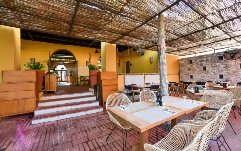 europe-holidays-greece-costa-navarino-the-westin-resort-costa-navarino-hotel-kooc-taverna-secrets europe-holidays-greece-costa-navarino-the-westin-resort-costa-navarino-hotel-kooc-taverna-secrets