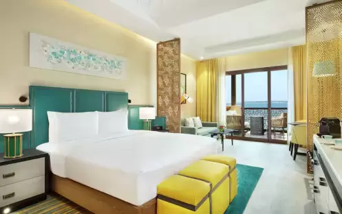 middle-east-holidays-ras-al-khaimah-doubletree-by-hilton-resort-spa-marjan-island-hotel-family-bay-club-room