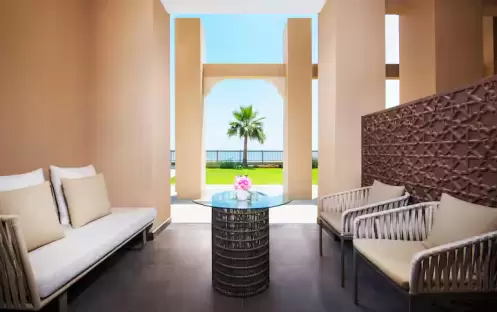 middle-east-holidays-ras-al-khaimah-doubletree-by-hilton-resort-spa-marjan-island-hotel-guest-room-island-view-terrace-view