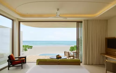 indian-ocean-holidays-maldives-centara-grand-lagoon-maldives-one-bedroom-sunset-beach-pool-villa