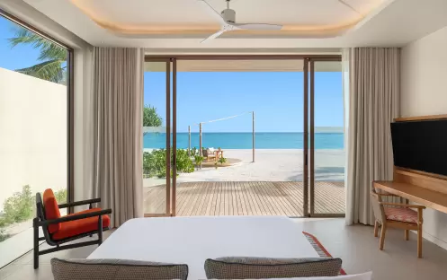 09 CGLM Three-Bedroom Sunset Beach Pool Residence 04