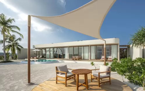 indian-ocean-holidays-maldives-centara-grand-lagoon-maldives-grand-two-bedroom-beach-pool-villa