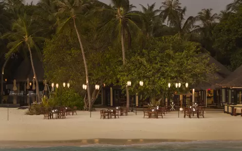indian-ocean-holidays/maldives/sun-siyam-iru-fushi-hotel-islander’s-grill