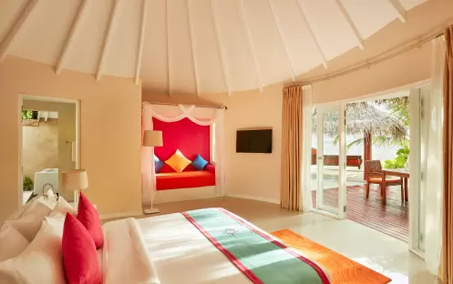 indian-ocean-holidays-maldives-sun-siyam-vilu-reef-maldives-deluxe-beach-villa