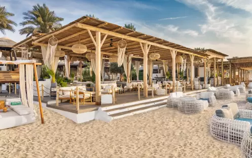 laguna-beach-taverna-lounge-3
