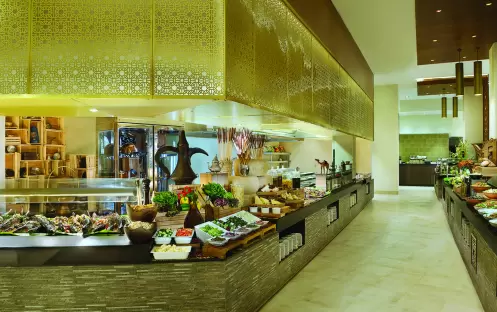 middle-east-holidays-ras-al-khaimah-doubletree-by-hilton-resort-spa-marjan-island-hotel-al-marjan