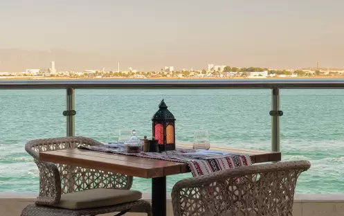 middle-east-holidays-ras-al-khaimah-doubletree-by-hilton-resort-spa-marjan-island-hotel-meze