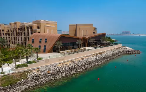 middle-east-holidays-ras-al-khaimah-doubletree-by-hilton-resort-spa-marjan-island-hotel-meze