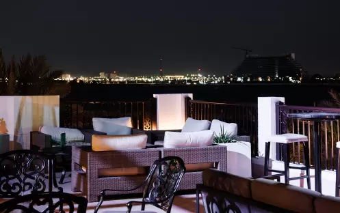 middle-east-holidays-ras-al-khaimah-doubletree-by-hilton-resort-spa-marjan-island-hotel-the-anchor