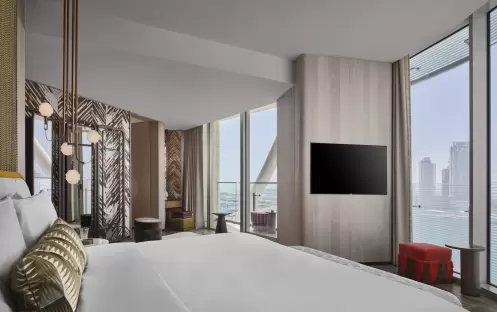 middle-east-holidays-dubai-w-dubai-mina-seyahi-spectacular-wow-suite