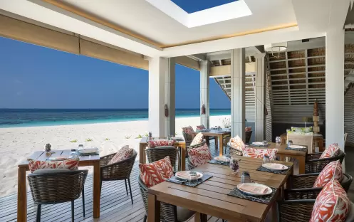 indian-ocean-holidays-maldives-cora-cora-maldives-ginger-moon
