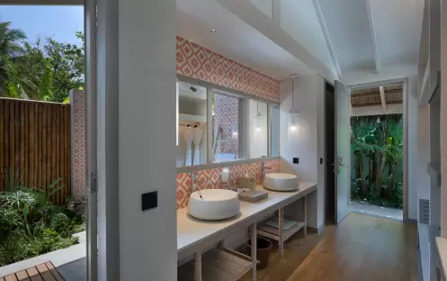 indian-ocean-holidays-maldives-cora-cora-maldives-lagoon-two-bedroom-family beach-villa