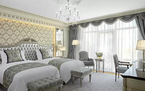 middle-east-holidays-dubai-raffles-the-palm-dubai-premier- palm