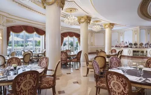 middle-east-holidays-dubai-raffles-the-palm-dubai-le-jardin