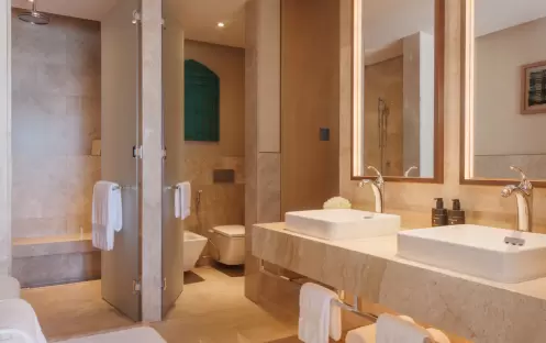 middle-east-holidays-oman-jumeirah-muscat-bay-resort-deluxe-room