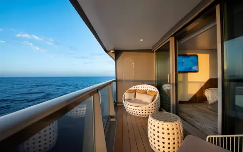 celebrity-flora-sky-suite-with-infinite-veranda-4-cel
