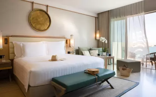 middle-east-holidays-oman-jumeirah-muscat-bay-ocean-balcony-deluxe-room