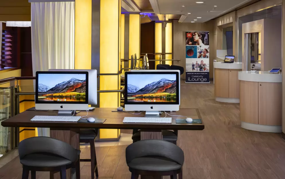 Celebrity Cruises iLounge 1.jpg