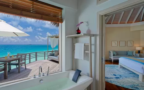 indian-ocean-holidays-maldives-baros-hotel-water-villa