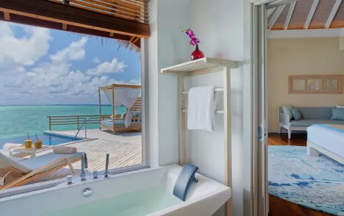 indian-ocean-holidays-maldives-baros-hotel-water-pool-villa