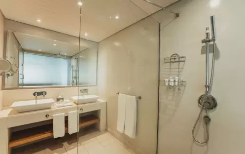 indian-ocean-holidays-mauritius-radisson-blu-azuri-resort-spa-hotel-premium-ocean-room indian-ocean-holidays-mauritius-radisson-blu-azuri-resort-spa-hotel-premium-ocean-room