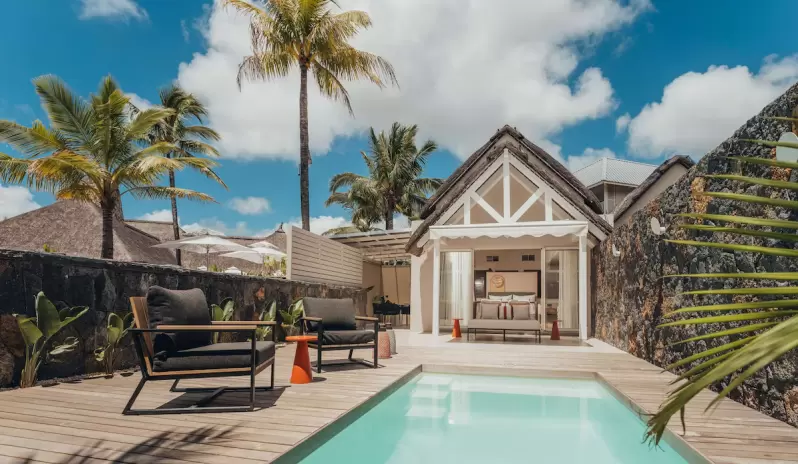 indian-ocean-holidays-mauritius-radisson-blu-azuri-resort-spa-hotel-beachfront- villa-with-pool