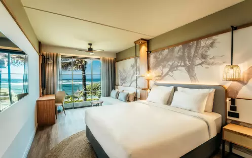 indian-ocean-holidays-mauritius-radisson-blu-azuri-resort-spa-hotel-beachfront- villa-with-private-pool