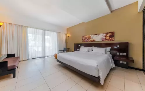 indian-ocean-holidays-mauritius-crystals-beach-resort-belle-mare-a-member-of-radisson-individuals-premium-ocean-room