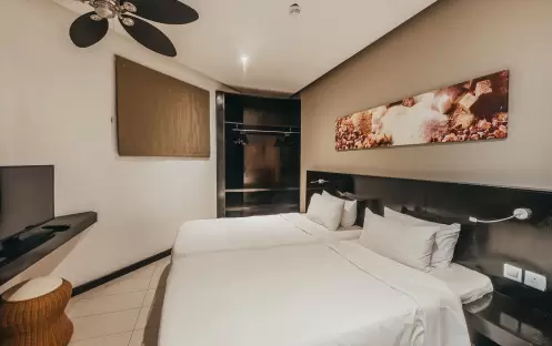 indian-ocean-holidays-mauritius-crystals-beach-resort-belle-mare-a-member-of-radisson-individuals-premium-family-room
