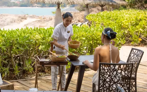 thailand-holidays-koh-samui-garrya-tongsai-bay-samui-hotel-fish-tales