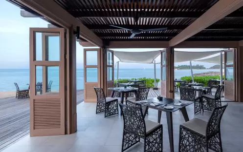 thailand-holidays-koh-samui-garrya-tongsai-bay-samui-hotel-fish-tales