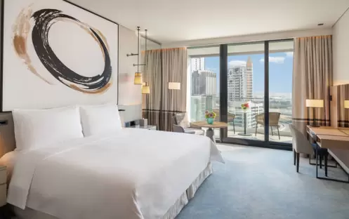 middle-east-holidays-dubai-address-beach-resort-hotel-deluxe-marina-city-view-room-with-balcony-king