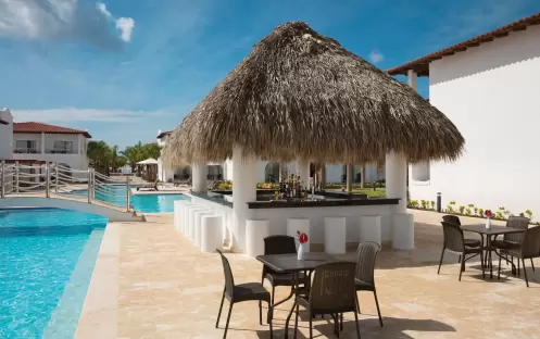 caribbean-holidays-dominican-republic-dreams-la-romana-resort-spa-barracuda